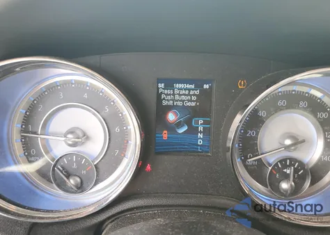 2013 Chrysler 300 z USA, uszkodzony, nr VIN 2C3CCAAGXDH739131